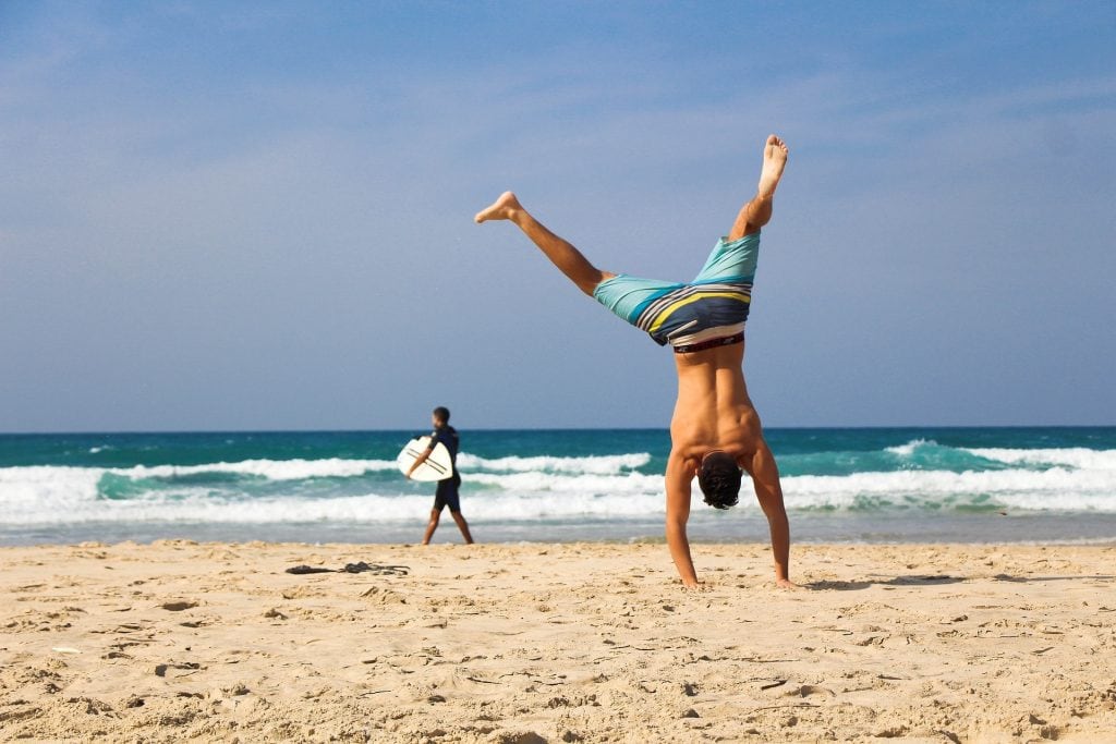 handstand gb02abfa59 1920
