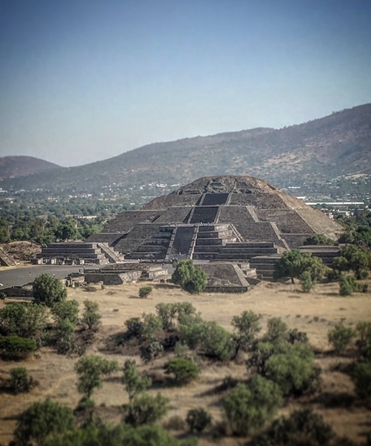 A Gringo's Guide to Visiting the Teotihuacan Pyramids • Nomadic Hustle